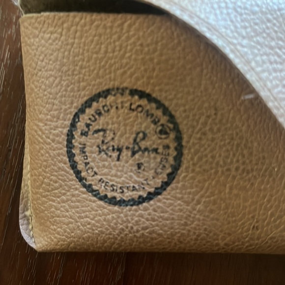 Vintage Ray-Ban sunglass case - Picture 5 of 5